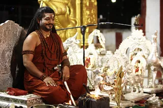 http://nithyananda.org/sites/default/files/photo-gallery/2017-10-Oct-25-nithyananda-diary_bengaluru-adheenam_putrakameshti-aushadha-process_IMG_1243.jpg