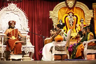http://nithyananda.org/sites/default/files/photo-gallery/2017-10-Oct-31-nithyananda-diary_bengaluru-adheenam_ask-the-avatar-satsang_IMG_0042.jpg