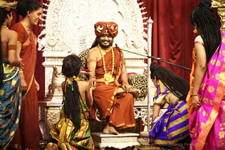 http://nithyananda.org/sites/default/files/photo-gallery/2017-10-Oct-31-nithyananda-diary_bengaluru-adheenam_ask-the-avatar-satsang_IMG_0146.jpg