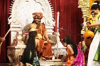 http://nithyananda.org/sites/default/files/photo-gallery/2017-10-Oct-31-nithyananda-diary_bengaluru-adheenam_ask-the-avatar-satsang_IMG_0162.jpg
