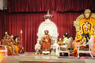 http://nithyananda.org/sites/default/files/photo-gallery/2017-10-Oct-31-nithyananda-diary_bengaluru-adheenam_ask-the-avatar-satsang_IMG_7790.jpg