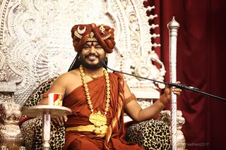 http://nithyananda.org/sites/default/files/photo-gallery/2017-10-Oct-31-nithyananda-diary_bengaluru-adheenam_ask-the-avatar-satsang_IMG_9717.jpg