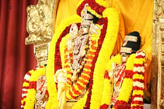 http://nithyananda.org/sites/default/files/photo-gallery/2017-10-Oct-31-nithyananda-diary_bengaluru-adheenam_ask-the-avatar-satsang_IMG_9765.jpg