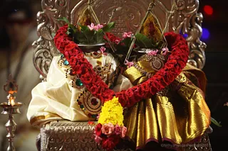 http://nithyananda.org/sites/default/files/photo-gallery/2017-10-Oct-31-nithyananda-diary_bengaluru-adheenam_shiva-deeksha-kalpataru_IMG_8952.jpg