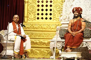 http://nithyananda.org/sites/default/files/photo-gallery/2017-10-Oct-7_nithyananda-diary_bengaluru-aadheenam_nithya-satsang-ask-the-avatar_IMG_7284.JPG