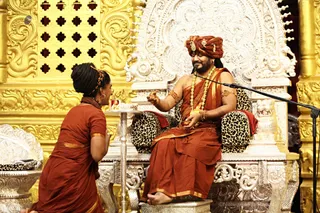 http://nithyananda.org/sites/default/files/photo-gallery/2017-10-Oct-8_nithyananda-diary_bengaluru-aadheenam_ask-the-avatar-satsang-jnanatma_IMG_8590.JPG