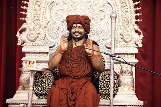 http://nithyananda.org/sites/default/files/photo-gallery/2017-11-Nov-07-nithyananda-diary_bengaluru-adheenam_nithya-satsang_IMG_0030.jpg?1510107567