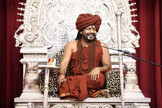 https://nithyananda.org/sites/default/files/photo-gallery/2017-11-Nov-12-nithyananda-diary_bengaluru-adheenam_inner-awakening-graduates-reunion_IMG_3117.jpg?1510743418
