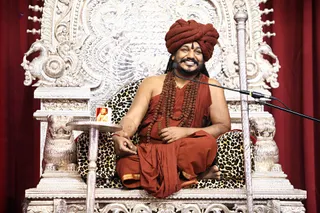 https://nithyananda.org/sites/default/files/photo-gallery/2017-11-Nov-12-nithyananda-diary_bengaluru-adheenam_inner-awakening-graduates-reunion_IMG_3211.jpg?1510743435