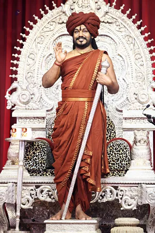 https://nithyananda.org/sites/default/files/photo-gallery/2017-11-Nov-15-nithyananda-diary_bengaluru-adheenam_nithya-satsang_IMG_0055.JPG?1510820839