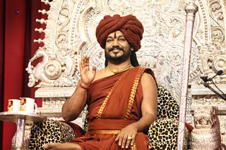 https://nithyananda.org/sites/default/files/photo-gallery/2017-11-Nov-15-nithyananda-diary_bengaluru-adheenam_nithya-satsang_IMG_0117.JPG?1510820862