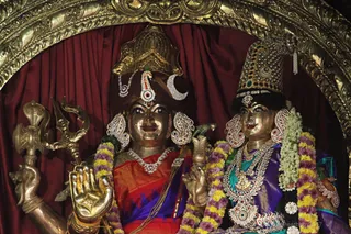https://nithyananda.org/sites/default/files/photo-gallery/2017-11-Nov-15-nithyananda-diary_bengaluru-adheenam_nithyanandeshwara-temple_IMG_4764.jpg?1511261914