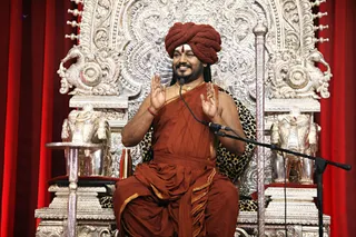 https://nithyananda.org/sites/default/files/photo-gallery/2017-11-Nov-21-nithyananda-diary_bengaluru-adheenam_nithya-satsang_IMG_6413.jpg?1511453413