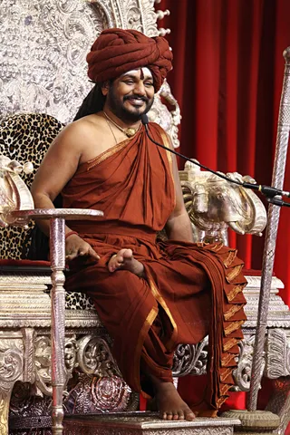 https://nithyananda.org/sites/default/files/photo-gallery/2017-11-Nov-21-nithyananda-diary_bengaluru-adheenam_nithya-satsang_IMG_6553.jpg?1511453462