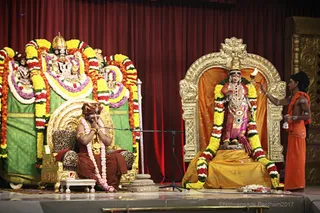 https://nithyananda.org/sites/default/files/photo-gallery/2017-11-Nov-23-nithyananda-diary_bengaluru-adheenam_tamil-nithya-satsang_IMG_7908.jpg?1511454521