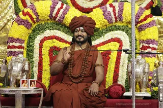 https://nithyananda.org/sites/default/files/photo-gallery/2017-11-Nov-29-nithyananda-diary_bengaluru-aadheenam_nithya-satsang_IMG_0020.jpg?1512127544