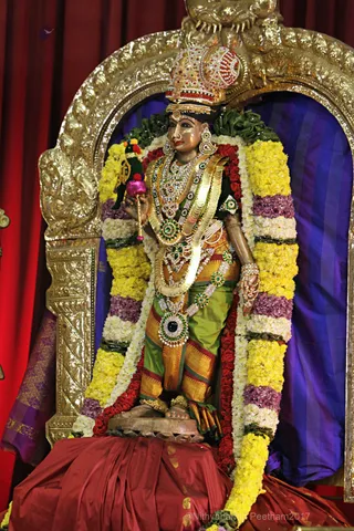 https://nithyananda.org/sites/default/files/photo-gallery/2017-11-Nov-29-nithyananda-diary_bengaluru-aadheenam_nithya-satsang_IMG_0025.jpg?1512127553