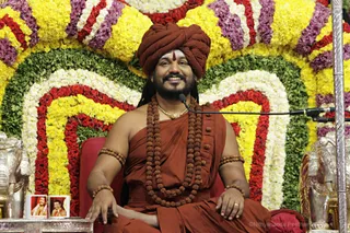 https://nithyananda.org/sites/default/files/photo-gallery/2017-11-Nov-29-nithyananda-diary_bengaluru-aadheenam_nithya-satsang_IMG_0082.jpg?1512127604