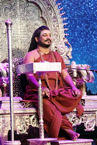 https://nithyananda.org/sites/default/files/photo-gallery/2017-12-Dec-02-nithyananda-diary_bengaluru-aadheenam_25-states-of-consciousness-session_7T7A9046.jpg?1515827599