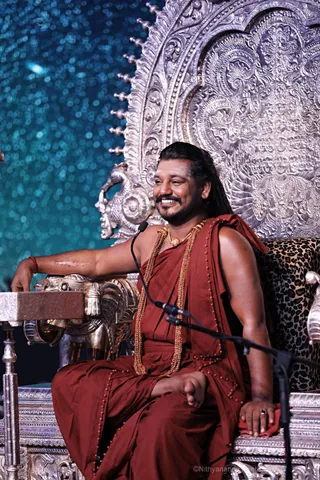 https://nithyananda.org/sites/default/files/photo-gallery/2017-12-Dec-02-nithyananda-diary_bengaluru-aadheenam_25-states-of-consciousness-session_7T7A9421.jpg?1515827735