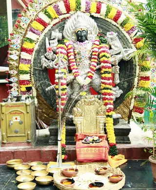https://nithyananda.org/sites/default/files/photo-gallery/2017-12-Dec-02-nithyananda-diary_bengaluru-aadheenam_aadheenam-glimpses_0T7A9543.jpg?1512292296