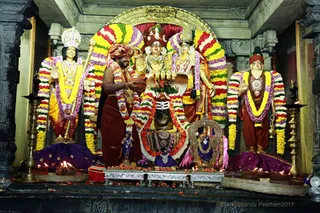 https://nithyananda.org/sites/default/files/photo-gallery/2017-12-Dec-02-nithyananda-diary_bengaluru-aadheenam_barani-deepam-nithyanandeshwara-temple_0T7A9390.jpg?1512289255