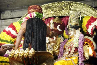 https://nithyananda.org/sites/default/files/photo-gallery/2017-12-Dec-02-nithyananda-diary_bengaluru-aadheenam_barani-deepam-nithyanandeshwara-temple_IMG_8973.jpg?1512289286