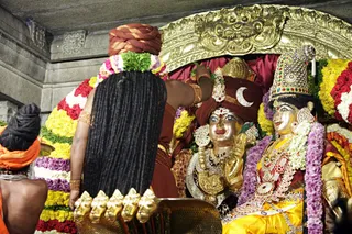 https://nithyananda.org/sites/default/files/photo-gallery/2017-12-Dec-02-nithyananda-diary_bengaluru-aadheenam_barani-deepam-nithyanandeshwara-temple_IMG_8981.jpg?1512289301