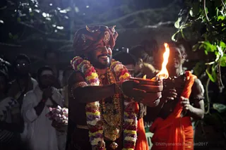 https://nithyananda.org/sites/default/files/photo-gallery/2017-12-Dec-02-nithyananda-diary_bengaluru-aadheenam_barani-deepam-nithyanandeshwara-temple_IMG_9253.jpg?1512289538