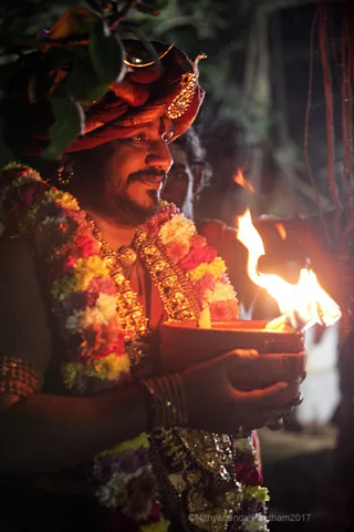 https://nithyananda.org/sites/default/files/photo-gallery/2017-12-Dec-02-nithyananda-diary_bengaluru-aadheenam_barani-deepam-nithyanandeshwara-temple_IMG_9272.jpg?1512289554