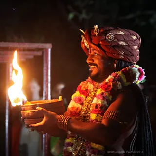 https://nithyananda.org/sites/default/files/photo-gallery/2017-12-Dec-02-nithyananda-diary_bengaluru-aadheenam_barani-deepam-nithyanandeshwara-temple_IMG_9284.jpg?1512289584