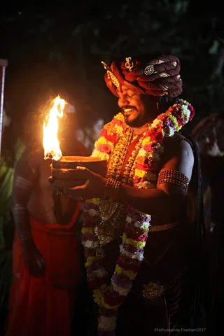 https://nithyananda.org/sites/default/files/photo-gallery/2017-12-Dec-02-nithyananda-diary_bengaluru-aadheenam_barani-deepam-nithyanandeshwara-temple_IMG_9289.jpg?1512289589