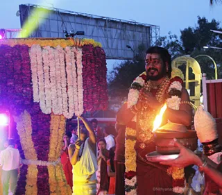https://nithyananda.org/sites/default/files/photo-gallery/2017-12-Dec-02-nithyananda-diary_bengaluru-aadheenam_karthigai-deepam-lighting_IMG_0466.jpg?1512292694