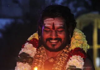 https://nithyananda.org/sites/default/files/photo-gallery/2017-12-Dec-02-nithyananda-diary_bengaluru-aadheenam_karthigai-deepam-lighting_IMG_0473.jpg?1512292706