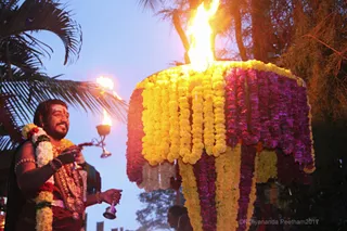 https://nithyananda.org/sites/default/files/photo-gallery/2017-12-Dec-02-nithyananda-diary_bengaluru-aadheenam_karthigai-deepam-lighting_IMG_0503.jpg?1512292772