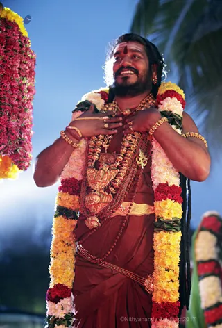 https://nithyananda.org/sites/default/files/photo-gallery/2017-12-Dec-02-nithyananda-diary_bengaluru-aadheenam_karthigai-deepam-lighting_IMG_9751.jpg?1512292915