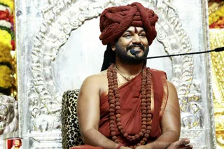https://nithyananda.org/sites/default/files/photo-gallery/2017-12-Dec-02-nithyananda-diary_bengaluru-aadheenam_nithya-satsang-karthigai-deepam_0T7A0195_0.jpg?1512293127