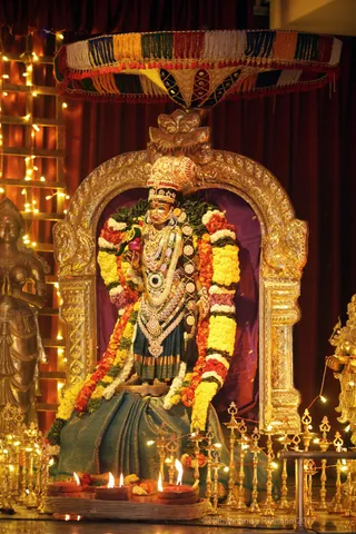 https://nithyananda.org/sites/default/files/photo-gallery/2017-12-Dec-02-nithyananda-diary_bengaluru-aadheenam_tamil-nithya-satsang_IMG_9484.jpg?1512292123