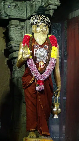 https://nithyananda.org/sites/default/files/photo-gallery/2017-12-Dec-11-nithyananda-diary_bengaluru-aadheenam_temple_DSC01544.JPG?1513170657
