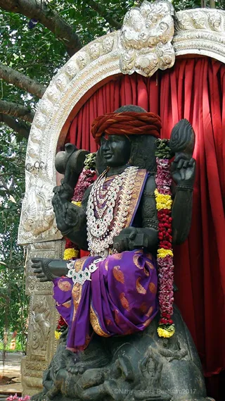 https://nithyananda.org/sites/default/files/photo-gallery/2017-12-Dec-12-nithyananda-diary_bengaluru-aadheenam_temple_DSC01843_0.JPG?1513173039