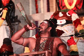 https://nithyananda.org/sites/default/files/photo-gallery/2017-12-Dec-20-nithyananda-diary_bengaluru-aadheenam_mahasadashivoham-aushadha-process_7T7A6773.jpg