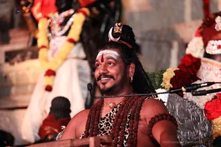 https://nithyananda.org/sites/default/files/photo-gallery/2017-12-Dec-20-nithyananda-diary_bengaluru-aadheenam_mahasadashivoham-aushadha-process_7T7A6785.jpg
