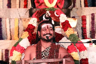 https://nithyananda.org/sites/default/files/photo-gallery/2017-12-Dec-20-nithyananda-diary_bengaluru-aadheenam_mahasadashivoham-aushadha-process_7T7A6828.jpg