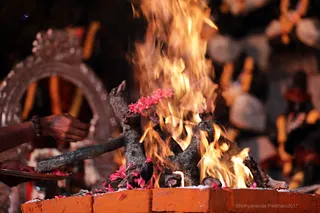 https://nithyananda.org/sites/default/files/photo-gallery/2017-12-Dec-20-nithyananda-diary_bengaluru-aadheenam_mahasadashivoham-aushadha-process_7T7A6969.jpg