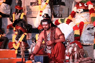 https://nithyananda.org/sites/default/files/photo-gallery/2017-12-Dec-20-nithyananda-diary_bengaluru-aadheenam_mahasadashivoham-aushadha_IMG_3429.JPG