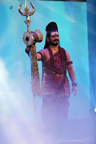 https://nithyananda.org/sites/default/files/photo-gallery/2017-12-Dec-21-nithyananda-diary_bengaluru-aadheenam_mahadeva-darshan_7T7A7417.jpg?1515776245