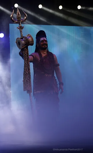 https://nithyananda.org/sites/default/files/photo-gallery/2017-12-Dec-21-nithyananda-diary_bengaluru-aadheenam_mahadeva-darshan_7T9A0095.jpg?1515776729