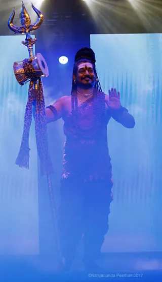 https://nithyananda.org/sites/default/files/photo-gallery/2017-12-Dec-21-nithyananda-diary_bengaluru-aadheenam_mahadeva-darshan_7T9A0199.jpg?1515776829