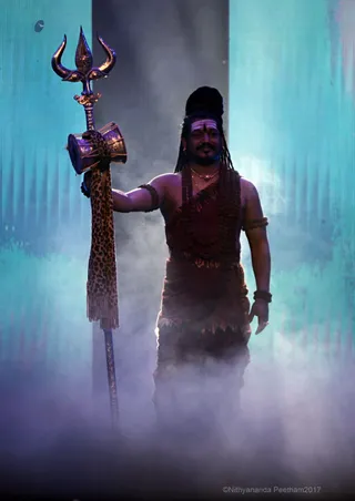 https://nithyananda.org/sites/default/files/photo-gallery/2017-12-Dec-21-nithyananda-diary_bengaluru-aadheenam_mahadeva-darshan_IMG_3908.jpg?1515776973