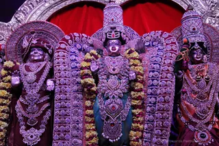 https://nithyananda.org/sites/default/files/photo-gallery/2017-12-Dec-21-nithyananda-diary_bengaluru-aadheenam_mss-glimpses_IMG_0035.jpg?1515777197